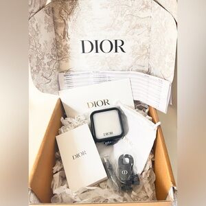 NEW Dior Phone Light Cell Phone Accessory Selfie Podcast YouTube Videos Gift Box